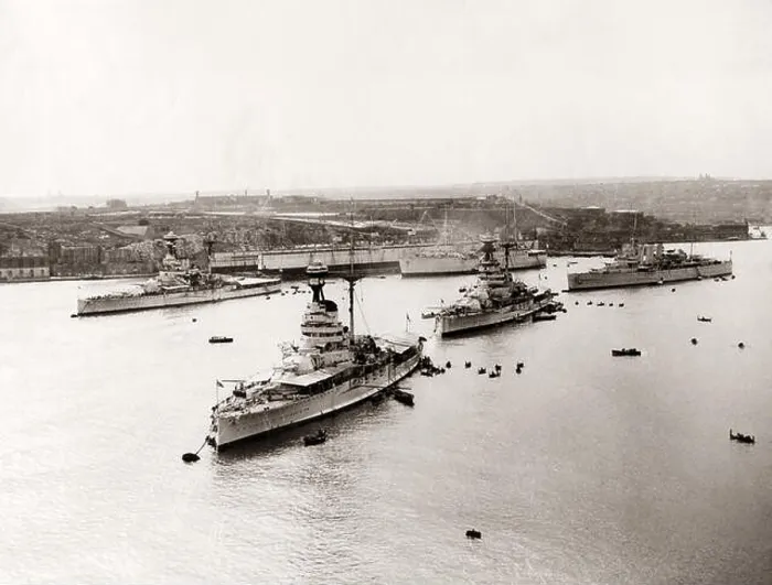 Framed Print : British Navy, fleet in Grand Harbour Malta, 1930's