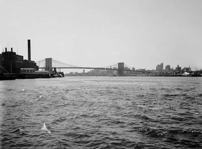 Framed Print : Brooklyn Bridge, New York City 1900 Framed Print : Brooklyn Bridge, New York City 1900