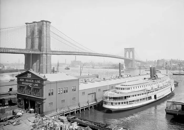 Framed Print : Brooklyn Bridge, New York City 1905 Framed Print : Brooklyn Bridge, New York City 1905