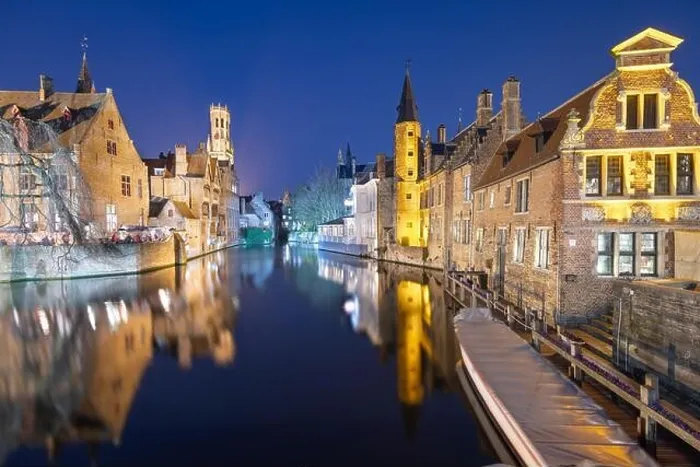 Framed Print : Bruges, Belgium night scene on the Rozenhoedkaai River Framed Print : Bruges, Belgium night scene on the Rozenhoedkaai River