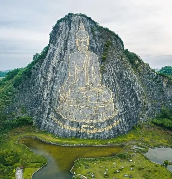Framed Print : Buddha Mountain in Pattaya, Chonburi, Thailand
