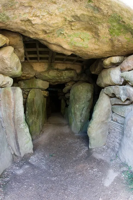 Framed Print : Burial chambers inside the neolithic chambered long barrow of West Kennet Long Barrow in Wiltshire Framed Print : Burial chambers inside the neolithic chambered long barrow of West Kennet Long Barrow in Wiltshire