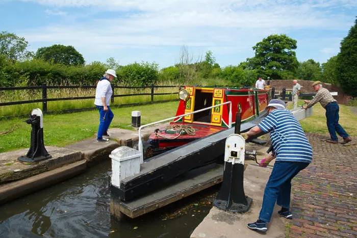 Framed Print : Canal narrow boat leaving lock 6 Birmingham and Fazeley Canal, Sutton Coldfield West Midlands, UK Framed Print : Canal narrow boat leaving lock 6 Birmingham and Fazeley Canal, Sutton Coldfield West Midlands, UK