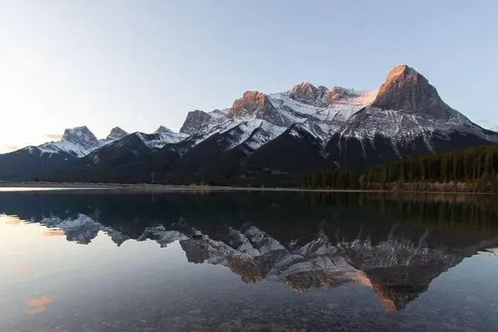 Framed Print : Canmore Lake Mountain Sunrise Reflection in Autumn Framed Print : Canmore Lake Mountain Sunrise Reflection in Autumn