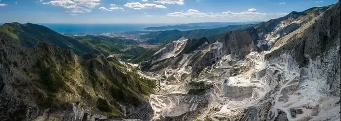 Framed Print : Carrara mountains. quarry - the place where Michealangelo sourced the marble for David Framed Print : Carrara mountains. quarry - the place where Michealangelo sourced the marble for David