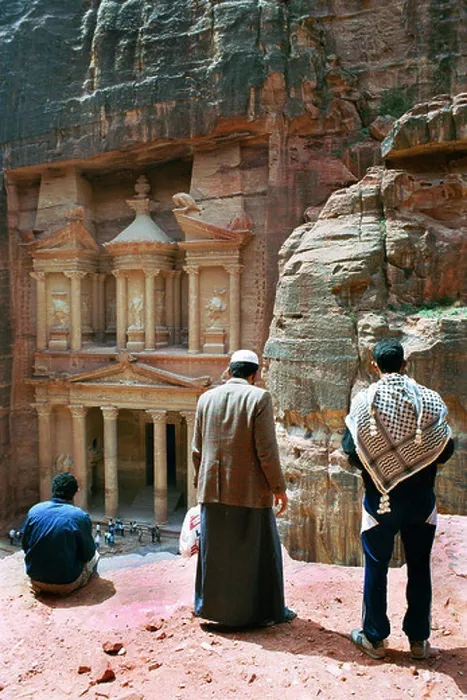 Framed Print : The carved into the rock city of al-Bitra, Jordan Framed Print : The carved into the rock city of al-Bitra, Jordan
