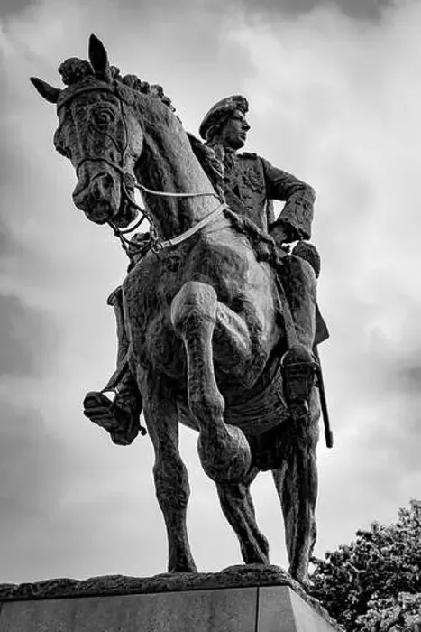 Framed Print : Cast Bronze Statue of Bonnie Prince Charlie on Horseback Wearing Frock Coat and Sword Framed Print : Cast Bronze Statue of Bonnie Prince Charlie on Horseback Wearing Frock Coat and Sword