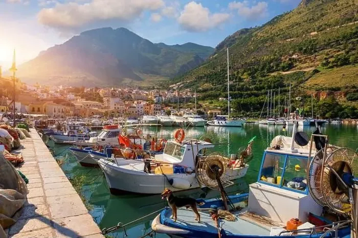 Framed Print : Castellammare del Golfo town (Gulf of Castellammare) on Mediterranean Sea Framed Print : Castellammare del Golfo town (Gulf of Castellammare) on Mediterranean Sea
