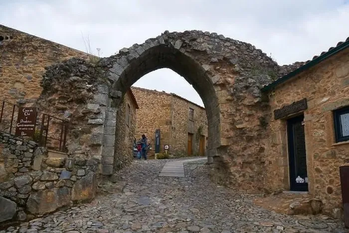 Framed Print : Castelo Rodrigo city castle entrance, in Portugal Framed Print : Castelo Rodrigo city castle entrance, in Portugal