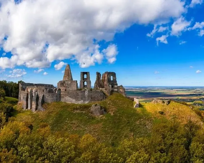 Framed Print : Castle ruins of Somlo in Balaton Highland next to Doba town Framed Print : Castle ruins of Somlo in Balaton Highland next to Doba town