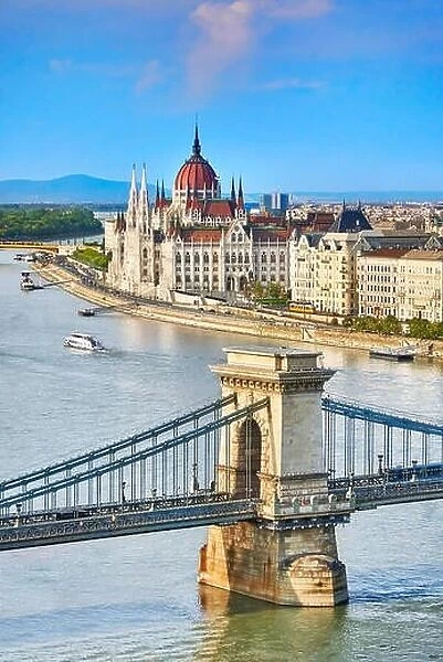 Chain Bridge and Hungarian Parliament building, Budapest, Hungary