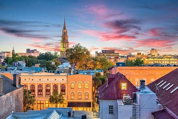 Charleston, South Carolina, USA historic French Quarter skyline