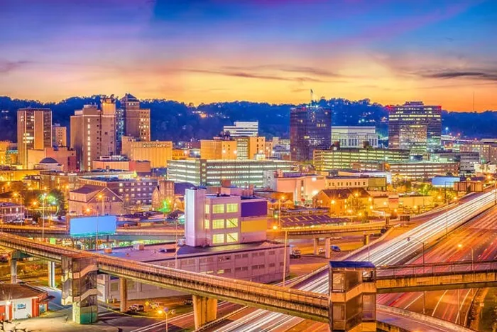 Framed Print : Charleston, West Virginia, USA downtown skyline over the interstate and the river Framed Print : Charleston, West Virginia, USA downtown skyline over the interstate and the river