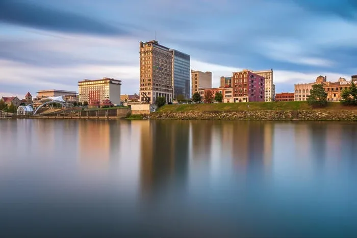 Framed Print : Charleston, West Virginia, USA downtown skyline on the Kanawha River at dusk Framed Print : Charleston, West Virginia, USA downtown skyline on the Kanawha River at dusk