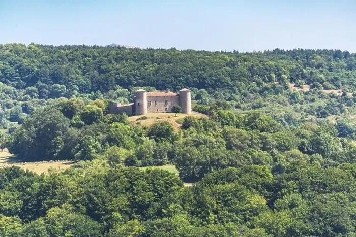 Framed Print : A Chateaux stands out against the Forest in The Drome Department Of South Eastern France Framed Print : A Chateaux stands out against the Forest in The Drome Department Of South Eastern France
