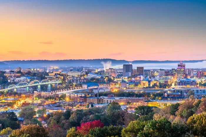 Framed Print : Chattanooga, Tennessee, USA downtown city skyline at dusk Framed Print : Chattanooga, Tennessee, USA downtown city skyline at dusk