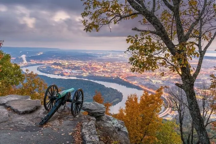 Framed Print : Chattanooga, Tennessee, USA view from Lookout Mountain at dawn Framed Print : Chattanooga, Tennessee, USA view from Lookout Mountain at dawn