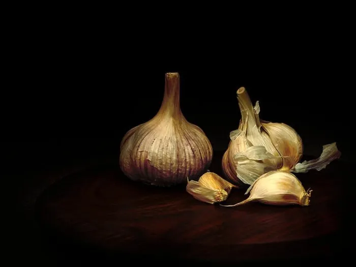 Framed Print : Chiaroscuro garlic on wooden plate. Still life, light painting Framed Print : Chiaroscuro garlic on wooden plate. Still life, light painting