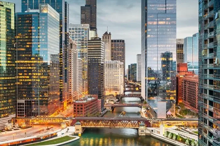 Framed Print : Chicago, IL, USA downtown cityscape on the Chicago River at dusk Framed Print : Chicago, IL, USA downtown cityscape on the Chicago River at dusk
