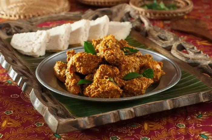 Framed Print : Chicken Sukka. Mangalore style dry coconut curry with neer dosas Framed Print : Chicken Sukka. Mangalore style dry coconut curry with neer dosas