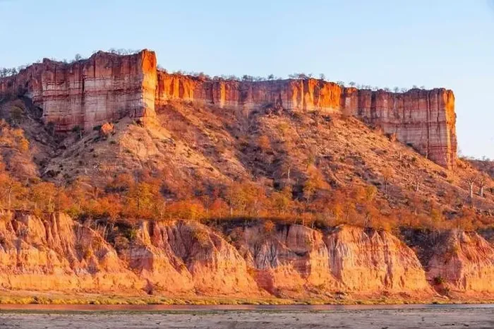 Framed Print : The Chilojo cliffs in Zimbabwe's Gonarezhou NationalPark Framed Print : The Chilojo cliffs in Zimbabwe's Gonarezhou NationalPark