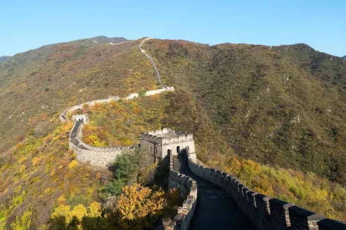 Framed Print : China The great wall distant view compressed towers and wall segments autumn season in mountains near Beijing ancient chinese fortification military l Framed Print : China The great wall distant view compressed towers and wall segments autumn season in mountains near Beijing ancient chinese fortification military l