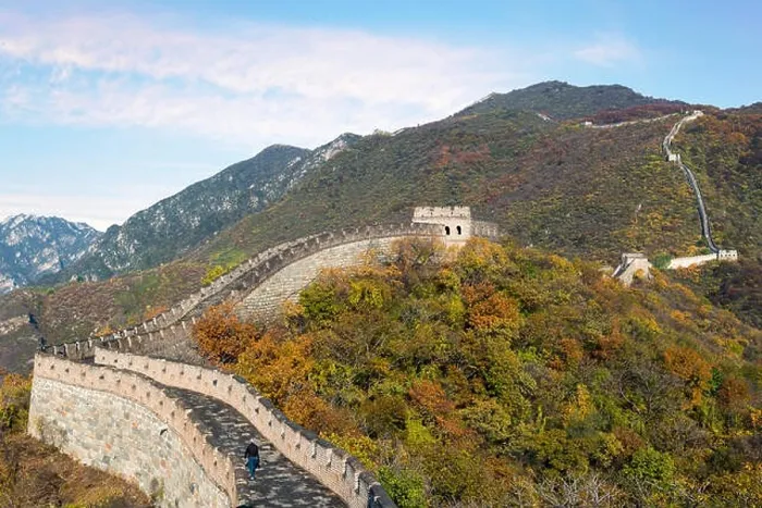 Framed Print : China The great wall distant view compressed towers and wall segments autumn season in mountains near Beijing ancient chinese fortification military l Framed Print : China The great wall distant view compressed towers and wall segments autumn season in mountains near Beijing ancient chinese fortification military l