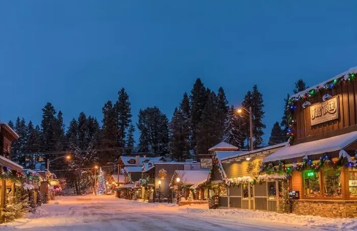 Framed Print : Christmas decorations adorn the Main Street of Bigfork, Montana, USA Framed Print : Christmas decorations adorn the Main Street of Bigfork, Montana, USA
