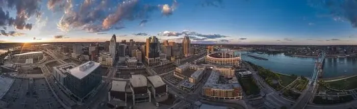 Framed Print : Cincinnati downtown aerial view, Ohio, USA skyline Framed Print : Cincinnati downtown aerial view, Ohio, USA skyline