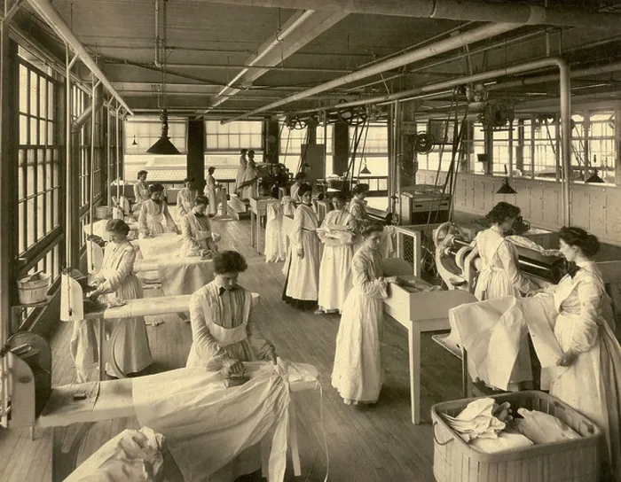 Framed Print : Circa 1900s photograph, of a group of women employed at a laundry Framed Print : Circa 1900s photograph, of a group of women employed at a laundry