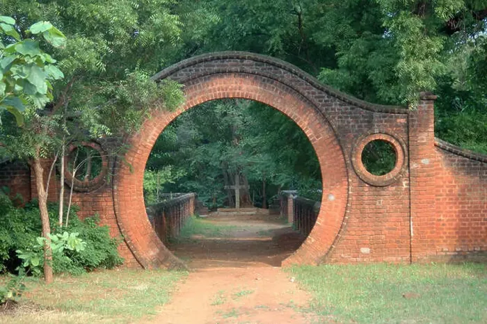 Framed Print : circular gateway leading to the grave of missionary Amy Carmichael in Tamil Nadu, South India Framed Print : circular gateway leading to the grave of missionary Amy Carmichael in Tamil Nadu, South India