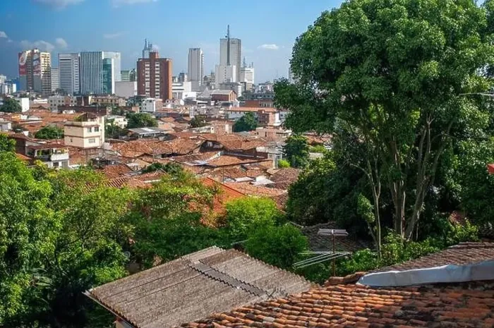 Framed Print : The city of Cali and the barrio and the neighbourhood of San Antonio. Cali in the Cauca Valley, Colombia, South America Framed Print : The city of Cali and the barrio and the neighbourhood of San Antonio. Cali in the Cauca Valley, Colombia, South America