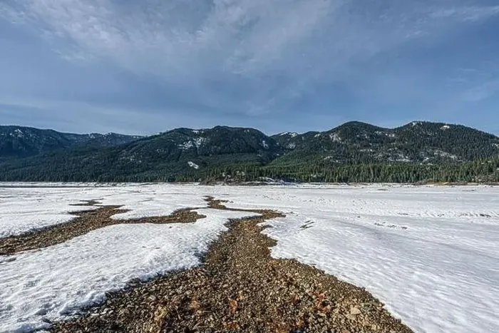 Framed Print : Cle Elum Lake Area in Washington State Framed Print : Cle Elum Lake Area in Washington State