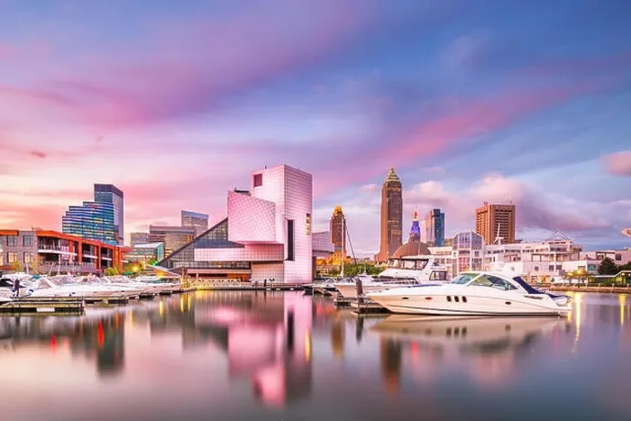 Framed Print : Cleveland, Ohio, USA downtown city skyline and harbor at twilight Framed Print : Cleveland, Ohio, USA downtown city skyline and harbor at twilight