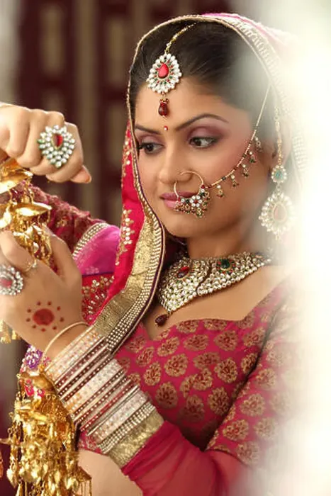 Framed Print : Close up of an Indian bride Framed Print : Close up of an Indian bride