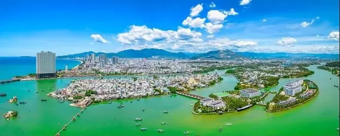 Framed Print : The coastal city of Nha Trang seen from above on a sunny summer afternoon