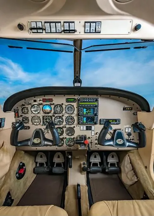 Framed Print : Cockpit of a Piper Archer III Framed Print : Cockpit of a Piper Archer III