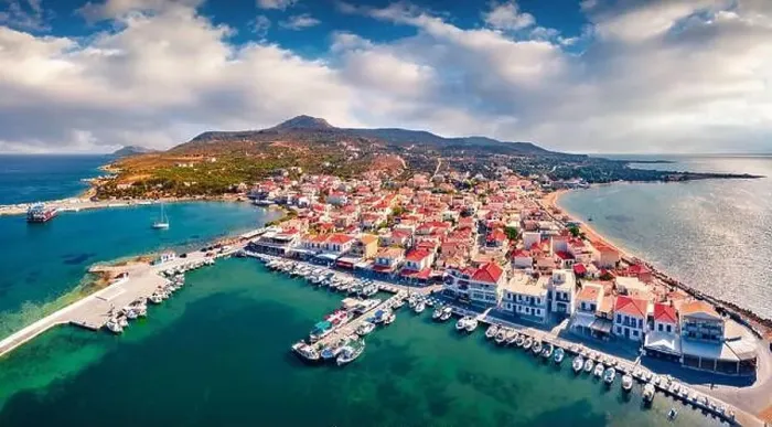 Framed Print : Coilorful summer cityscape of Elafonisos town Framed Print : Coilorful summer cityscape of Elafonisos town