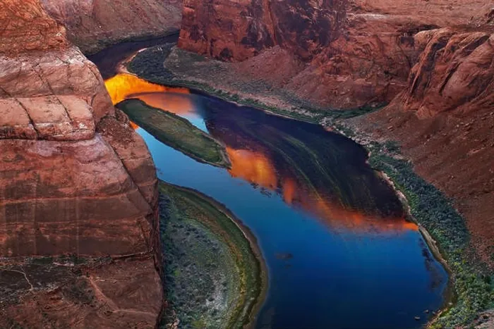 Framed Print : Colorado River at sunrise, Horse Shoe Bend, Page, Arizona, USA Framed Print : Colorado River at sunrise, Horse Shoe Bend, Page, Arizona, USA