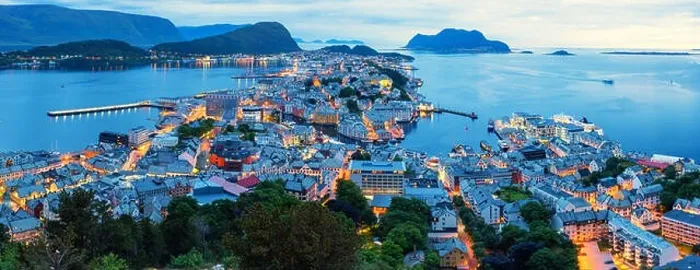 Framed Print : Colorful sunset in Alesund port town Framed Print : Colorful sunset in Alesund port town