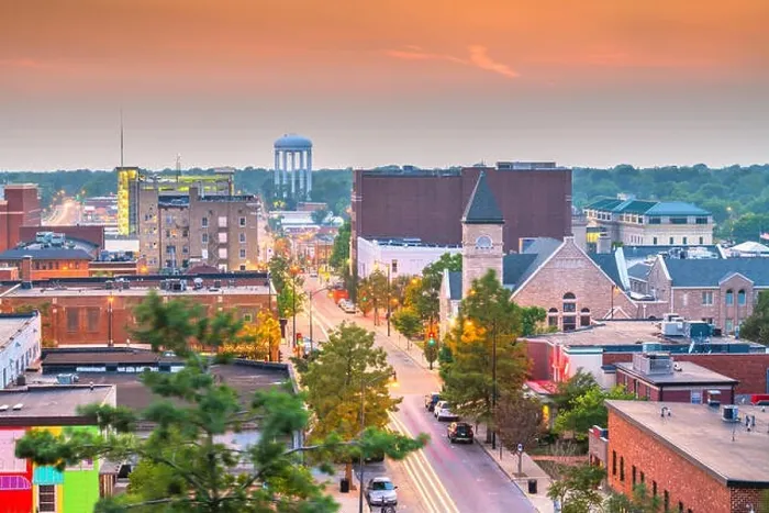 Framed Print : Columbia, Missouri, USA downtown city skyline at twilight Framed Print : Columbia, Missouri, USA downtown city skyline at twilight
