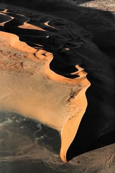 Framed Print : Contrasted abstract of the Oxide rich red sand dunes in the great sand sea of Namibia