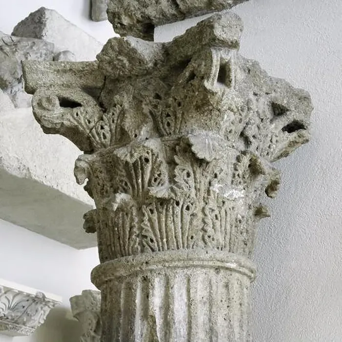 Framed Print : Corinthian capital decorated with acanthus leaves