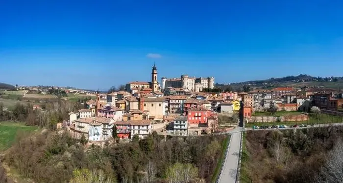 Framed Print : Costiglione d'Asti, Italy - 12 March Framed Print : Costiglione d'Asti, Italy - 12 March