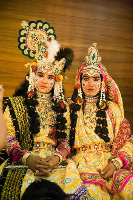 Framed Print : Couple dress up like radha krishna, mathura, uttar pradesh, india, asia Framed Print : Couple dress up like radha krishna, mathura, uttar pradesh, india, asia