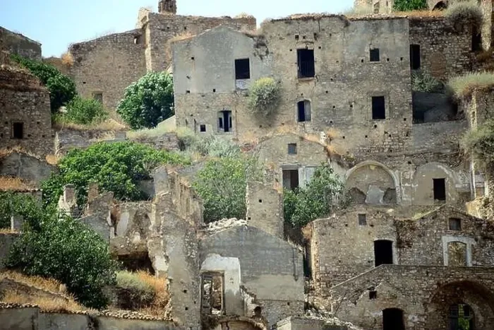 Framed Print : Craco, from a ghost town to a film set in the Basilicata region Framed Print : Craco, from a ghost town to a film set in the Basilicata region