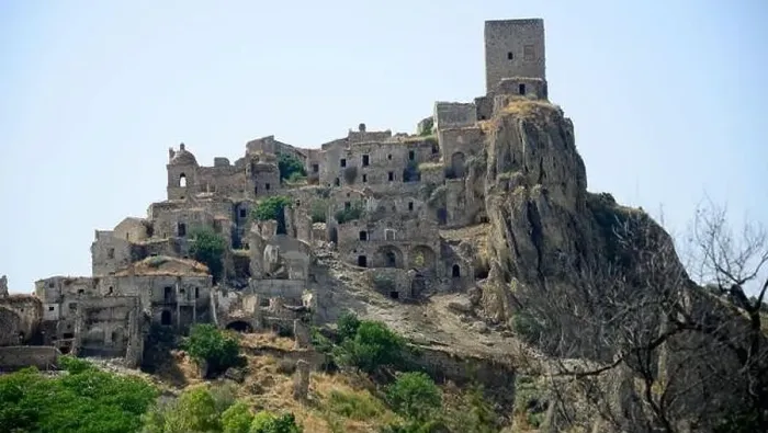 Framed Print : Craco, from a ghost town to a film set in the Basilicata region Framed Print : Craco, from a ghost town to a film set in the Basilicata region