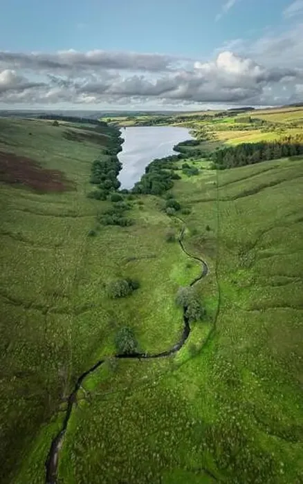 Framed Print : The Cray Reservoir in the Brecon Beacons National Park originally built to supply water to the city of Swansea in South