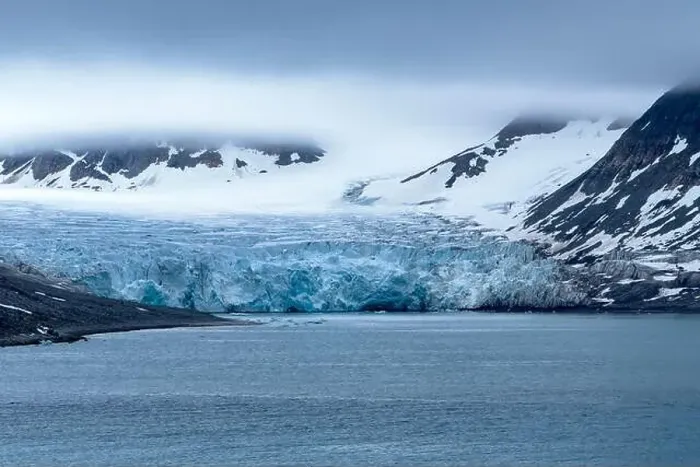 Framed Print : cruising in the Arctic in the Magdalensfjord on Svalbard along a glacier Framed Print : cruising in the Arctic in the Magdalensfjord on Svalbard along a glacier