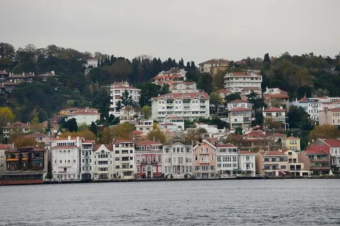 Framed Print : Dadyan yalisi in Sariyer, Istanbul, Turkey Framed Print : Dadyan yalisi in Sariyer, Istanbul, Turkey
